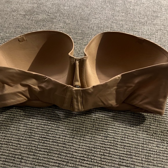 Victoria’s Secret Strapless Bra - Picture 2 of 4